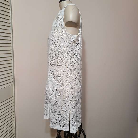White zip up hooded swimsuit cover up - Picture 4 of 5